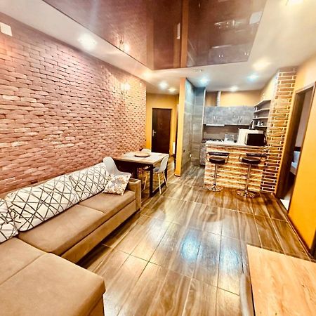 Marnika Apartment Μπατούμι Εξωτερικό φωτογραφία