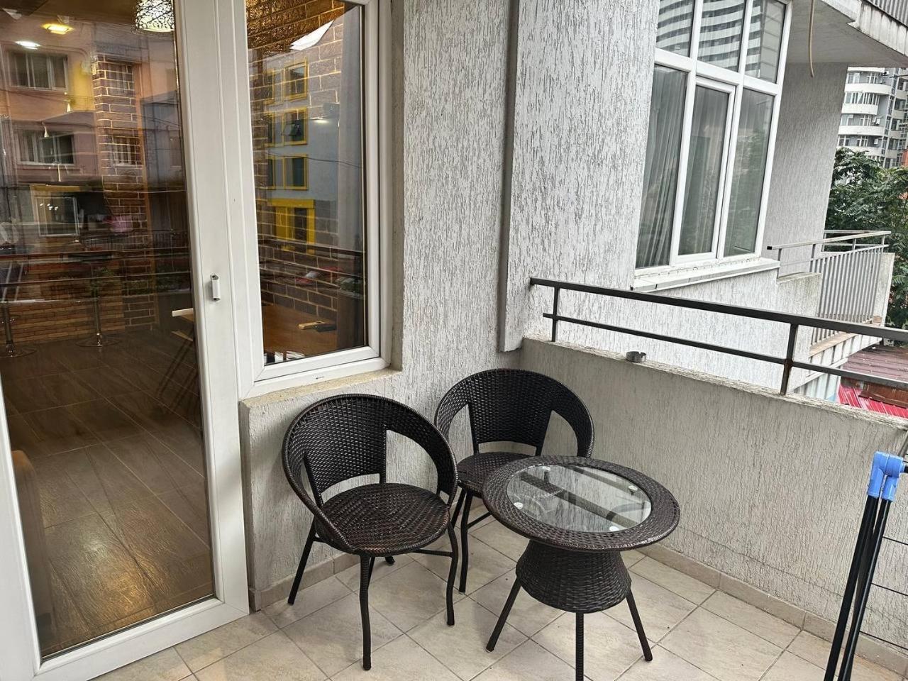 Marnika Apartment Μπατούμι Εξωτερικό φωτογραφία